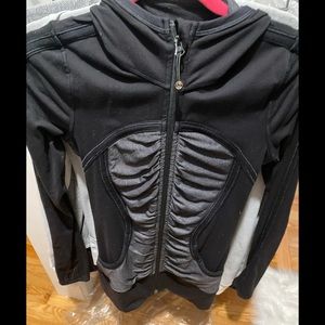 Lulu lemon hoodie size 4